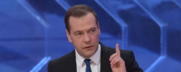 Интервью премьер-министра Д. Медведева российским телеканалам - Sputnik Таджикистан