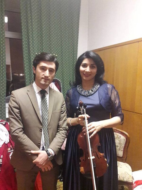 Бобоҷони Амонулло ва Ноҳиди Зейналпур - Sputnik Тоҷикистон