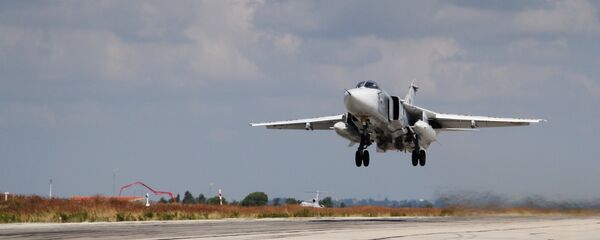 Авиабаза, архивное фото Авиабаза, архивное фото - Sputnik Таджикистан