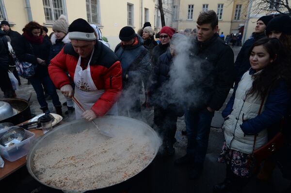 Праздник плова в Москве - Sputnik Тоҷикистон