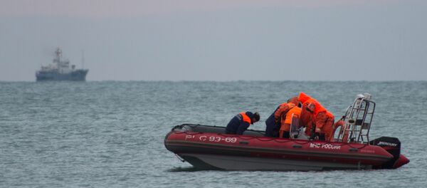 Продолжаются поиски тел погибших в авиакатастрофе Ту-154 в Сочи Продолжаются поиски тел погибших в авиакатастрофе Ту-154 в Сочи - Sputnik Таджикистан