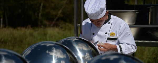 Ошхонаи ҳарбӣ. Акс аз бойгонӣ - Sputnik Тоҷикистон