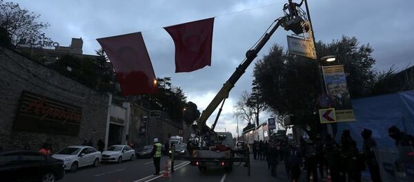 Возле клуба Reina в Стамбуле Возле клуба Reina в Стамбуле - Sputnik Таджикистан