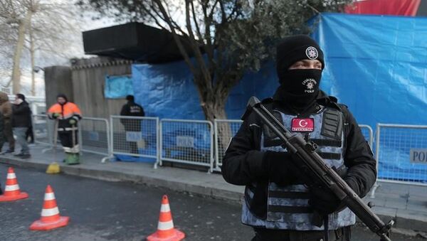 Полиция возле клуба Reina в Стамбуле - Sputnik Таджикистан