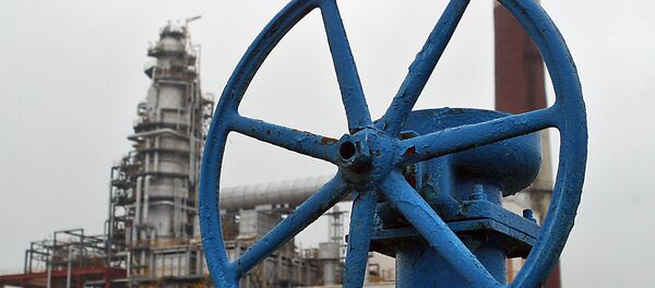 Нефтеперерабатывающий завод Беларуси, архивное фото - Sputnik Таджикистан