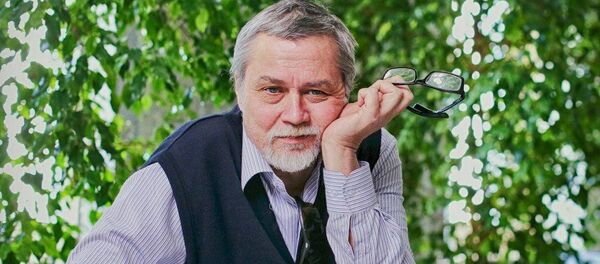 Живописец Владимир Глухов, архивное фото - Sputnik Таджикистан