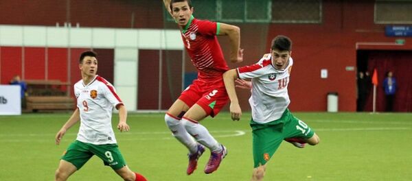 Молодежные сборные Таджикистана и Болгарии на турнире Гранаткина Молодежные сборные Таджикистана и Болгарии на турнире Гранаткина - Sputnik Таджикистан