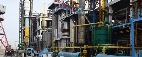 Промышленное предприятие Азот, архивное фото - Sputnik Тоҷикистон