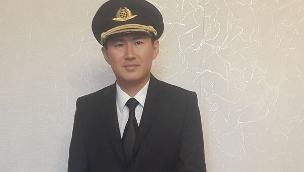 Сотрудник одной из кыргызстанских авиакомпаний Турар Исмаилов - Sputnik Таджикистан