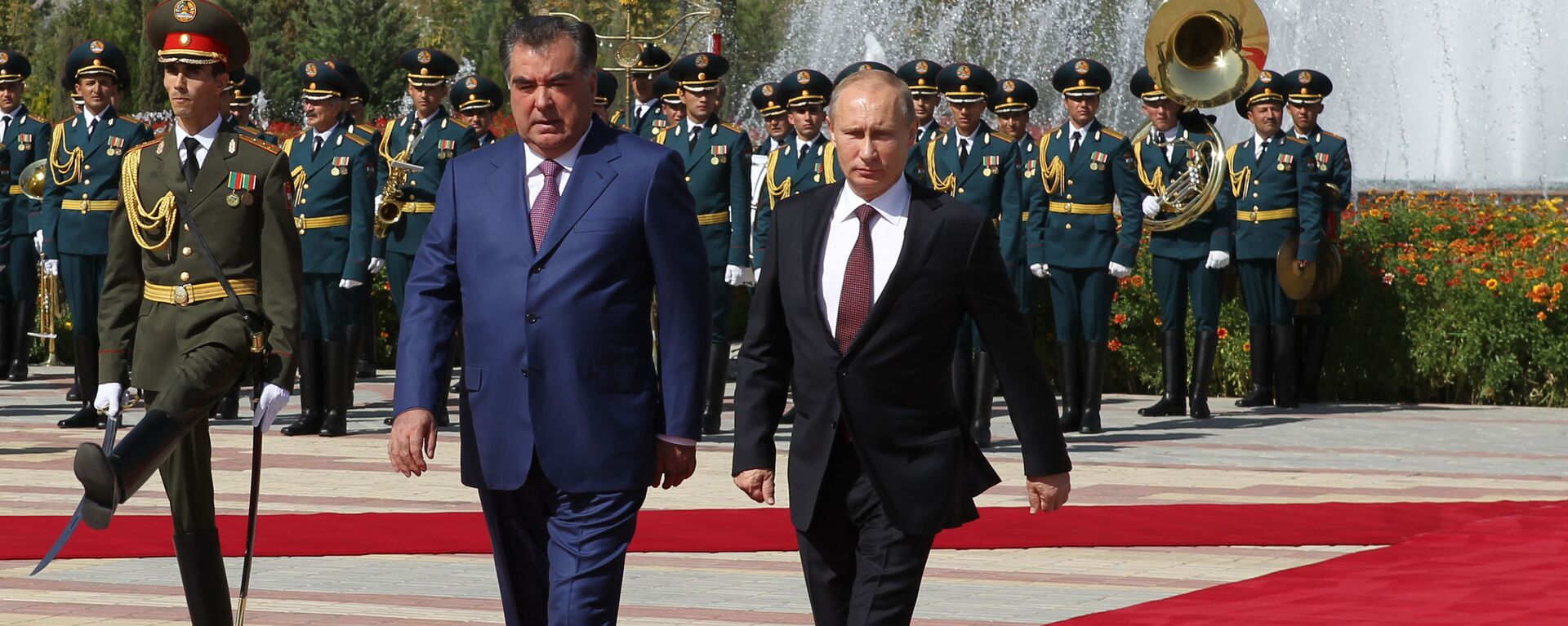 Официальный визит президента РФ В. Путина в Таджикистан, 2012 год, архивное фото - Sputnik Таджикистан, 1920, 20.09.2021