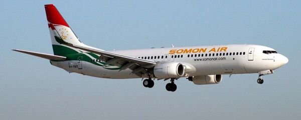 Самолет авиакомпании Сомон Эйр, архивное фото Самолет авиакомпании Сомон Эйр, архивное фото - Sputnik Тоҷикистон