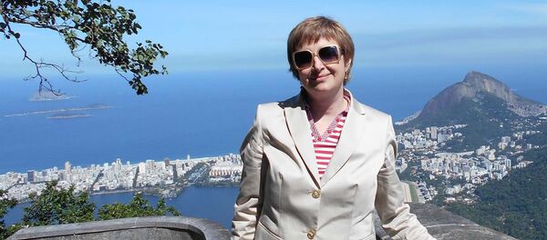 Анна Очкина, ҷомеашинос - Sputnik Тоҷикистон