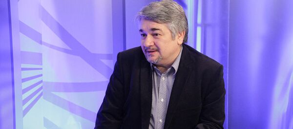 Президент Центра системного анализа и прогнозирования Ростислав Ищенко, архивное фото - Sputnik Таджикистан