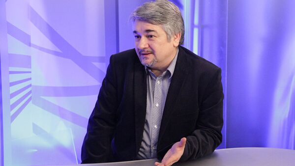 Президент Центра системного анализа и прогнозирования Ростислав Ищенко, архивное фото - Sputnik Таджикистан
