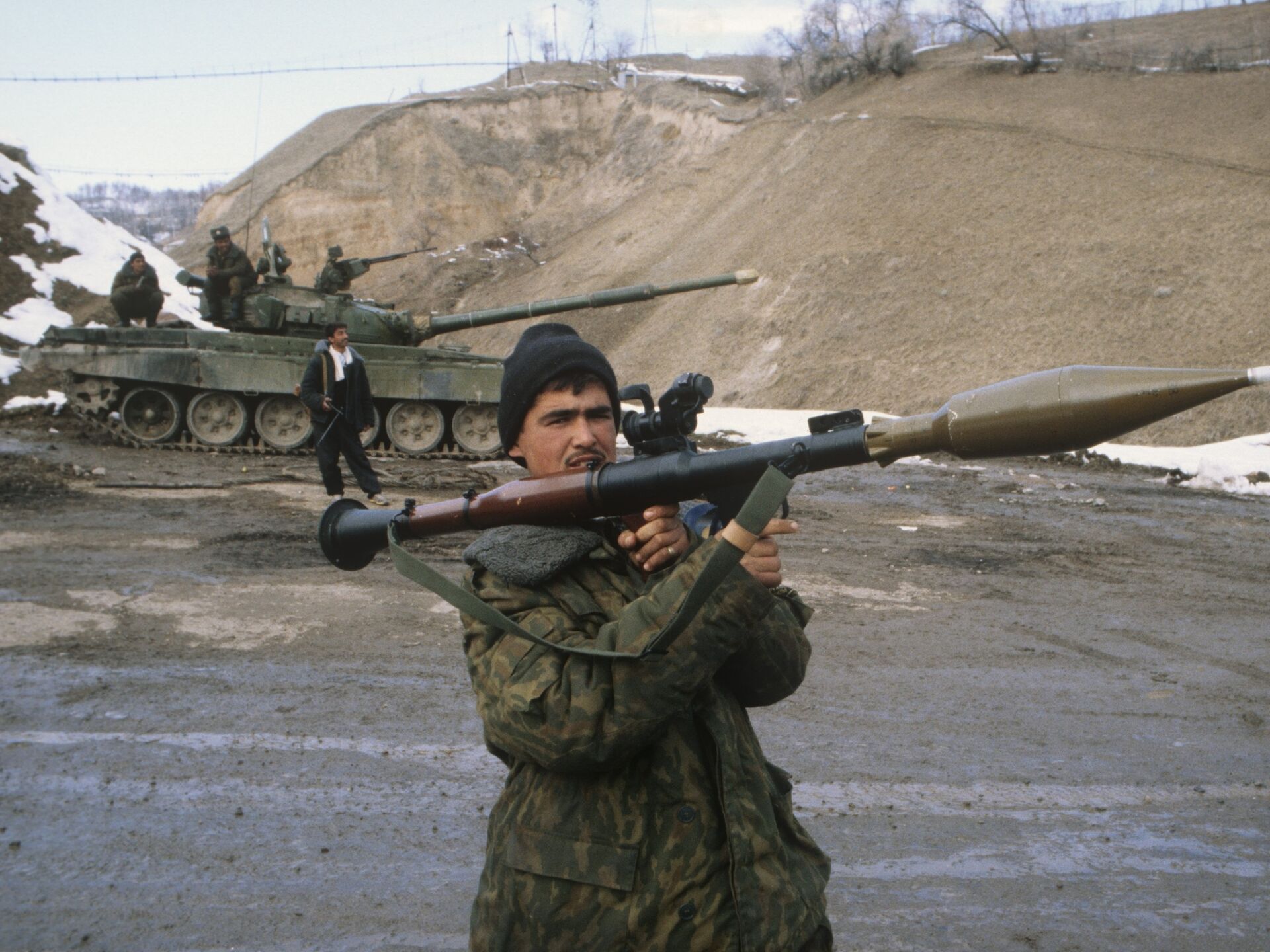 1990 год таджикистан русские