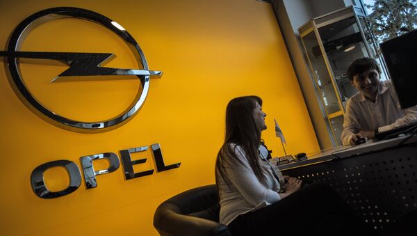 Концерн General Motors снимает с российского рынка бренд Opel и массовые модели Chevrolet - Sputnik Таджикистан