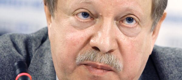 Руководитель Центра по изучению проблем народонаселения экономического факультета МГУ им. Ломоносова Валерий Елизаров Руководитель Центра по изучению проблем народонаселения экономического факультета МГУ им. Ломоносова Валерий Елизаров - Sputnik Таджикистан