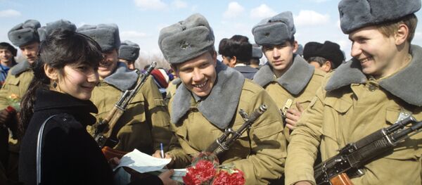 Пешвозгирии аскарон. Пешвозгирии аскарон. - Sputnik Тоҷикистон