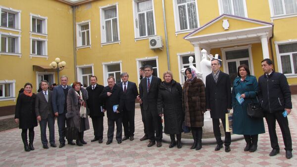 В Худжанде прошла конференция Вехи сотрудничества России и Таджикистана: экономика, безопасность, гуманитарные связи - Sputnik Таджикистан