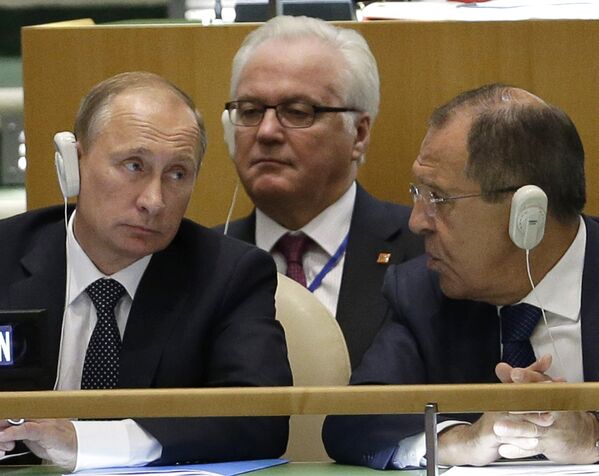 Владимир Путин, Сергей Лавров и Виталий Чуркин на 70 сессии Генеральной Ассамблеи Организации Объединенных Наций - Sputnik Таджикистан