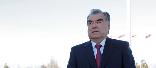 Президенти Ҷумҳурии Тоҷикистон ба Исломобод сафар кард - Sputnik Тоҷикистон