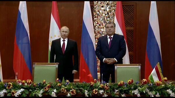 Пресс-конференция по итогам встречи Владимира Путина и Эмомали Рахмона - Sputnik Таджикистан
