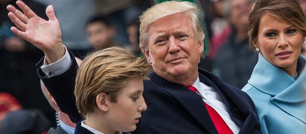 Парад в честь инаугурации президента США Д. Трампа в Вашингтоне Парад в честь инаугурации президента США Д. Трампа в Вашингтоне - Sputnik Таджикистан