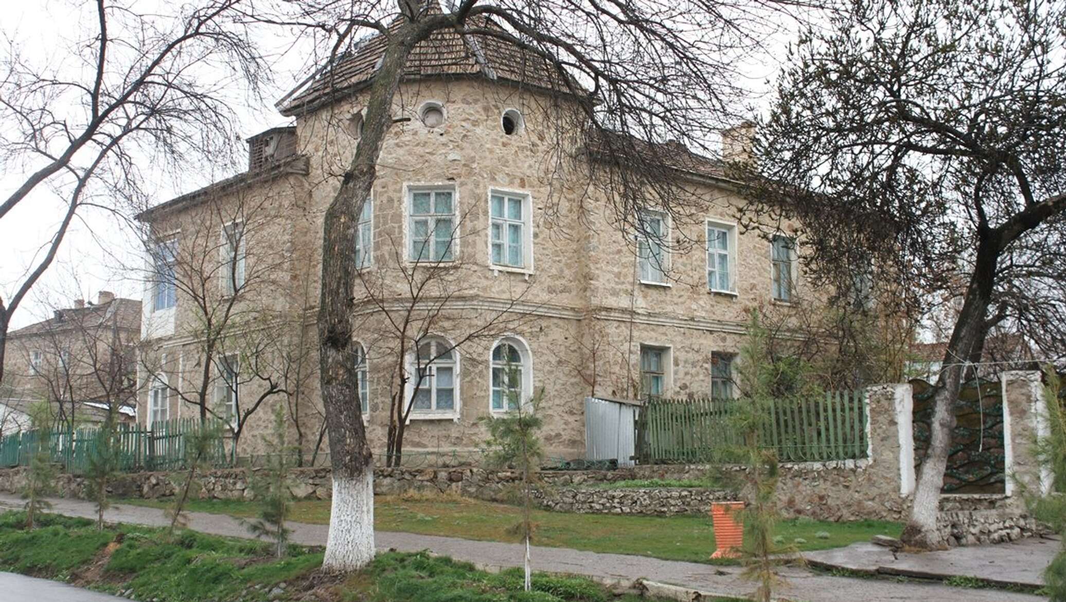 Город табошар таджикистан. Таджикистан табошар поселок ленинабад. Город табошар таджикистан. Таджикистан табошар горы. Таджикистан табошар горы.