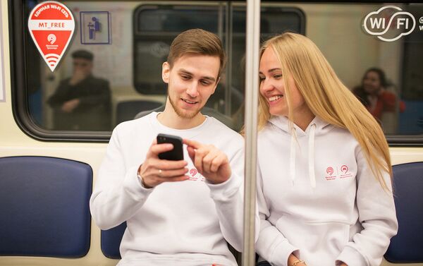 Московское метро выпустило спецодежду для пассажиров - Sputnik Таджикистан