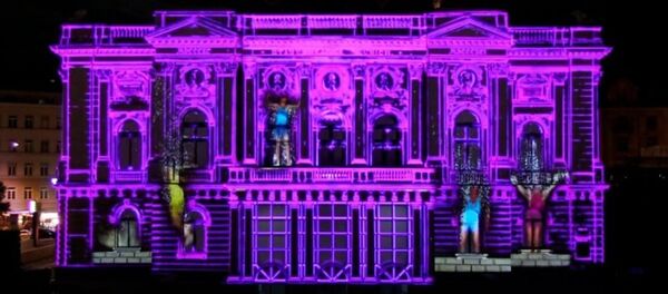 Лазерное шоу в Душанбе, архивное фото Лазерное шоу в Душанбе, архивное фото - Sputnik Таджикистан