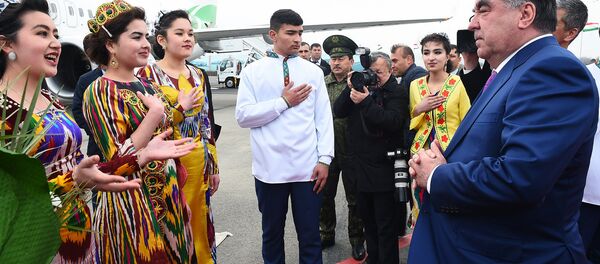 Гусели раисҷумҳур аз вилояти Суғд - Sputnik Тоҷикистон