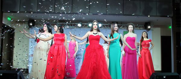 Конкурс красоты Miss International в Харькове - Sputnik Тоҷикистон