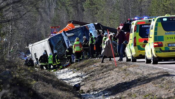 Авария школьного автобуса в Швеции, архивное фото - Sputnik Таджикистан