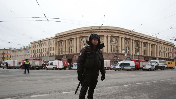 Взрывы в метро в Санкт-Петербурге - Sputnik Таджикистан