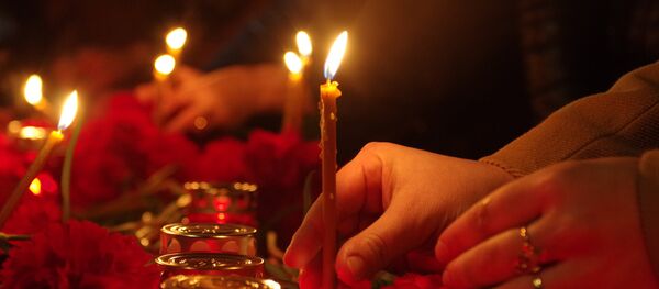 Поси хотири қурбониён дар метрои шаҳри Петербург - Sputnik Тоҷикистон