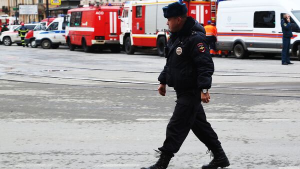 Взрыв в метро в Санкт-Петербурге - Sputnik Таджикистан