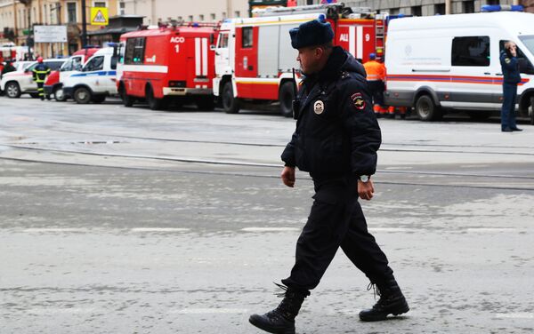 Взрыв в метро в Санкт-Петербурге - Sputnik Таджикистан