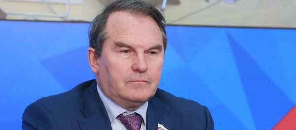 Член Комитета Совета Федерации по международным делам Игорь Морозов, архивное фото Член Комитета Совета Федерации по международным делам Игорь Морозов, архивное фото - Sputnik Таджикистан