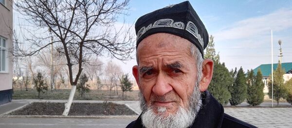 Дедушка-студент - Sputnik Таджикистан