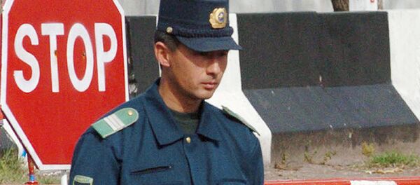 Узбекский милиционер, архивное фото Узбекский милиционер, архивное фото - Sputnik Таджикистан