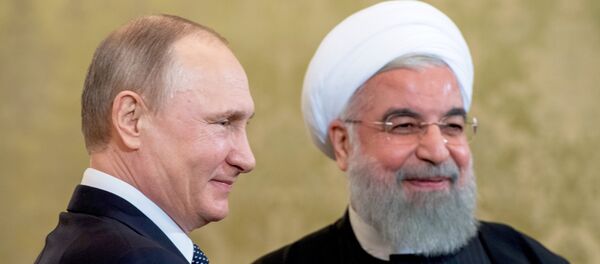 Президент РФ В. Путин встретился с президентом Ирана Х. Рухани - Sputnik Тоҷикистон