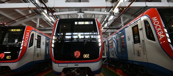 Запуск первых поездов Москва на Таганско-Краснопресненской линии Запуск первых поездов Москва на Таганско-Краснопресненской линии - Sputnik Таджикистан