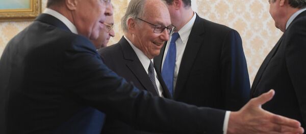 Вохӯрии шоҳзода Оқохони чаҳорум бо Сергей Ловров - Sputnik Тоҷикистон