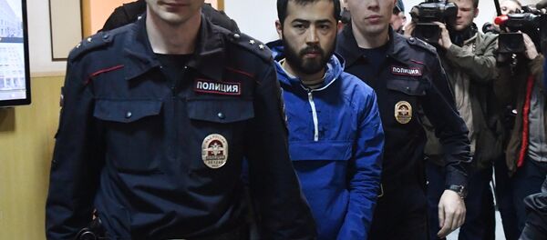 Рассмотрение ходатайства следствия об аресте Акрама Азимова - Sputnik Таджикистан