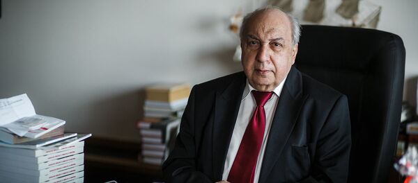Научный руководитель Института всеобщей истории (ИВИ) РАН и сопредседатель Российского исторического общества Александр Чубарьян - Sputnik Таджикистан