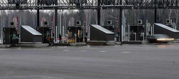 Пункт контроля на платной автодороге, архивное фото Пункт контроля на платной автодороге, архивное фото - Sputnik Таджикистан