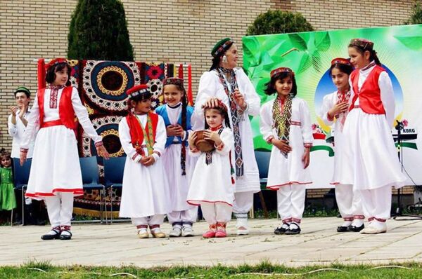 Заррагул Искандарова - народная артистка Таджикистана Заррагул Искандарова - народная артистка Таджикистана - Sputnik Таджикистан