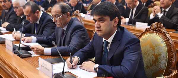 Рустам Эмомали на заседании правительства республики Рустам Эмомали на заседании правительства республики - Sputnik Тоҷикистон