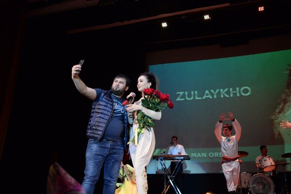 Селфӣ бо Зулайхо - Sputnik Тоҷикистон