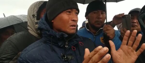 В один момент потерял жену, детей и внуков — слезы жителей кыргызского Аюу - Sputnik Таджикистан